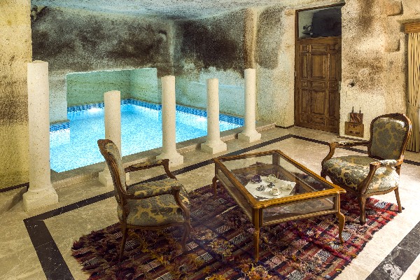 Hanedan Cave Hotel