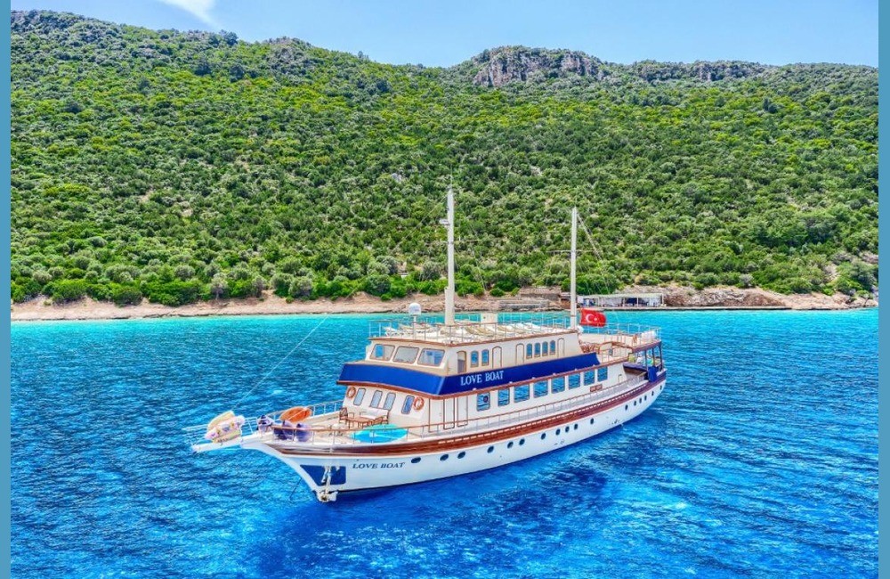 Love Boat 1