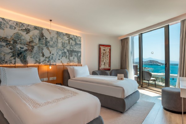 Qlusive Hotel Kuşadasi